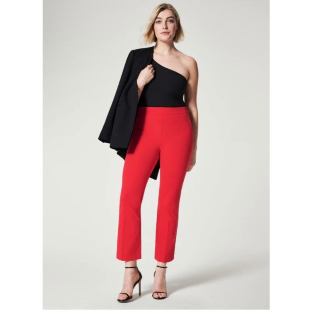 NWT Spanx On the Go Kick Flare pants, true red, Medium